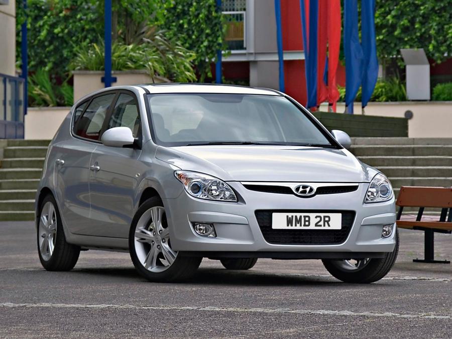  Hyundai i30 2007 года  (UK) (фото 22 из 32)